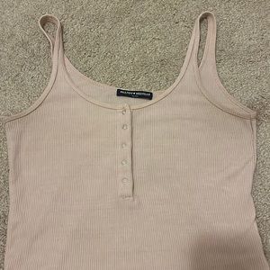 brandy melville tank top